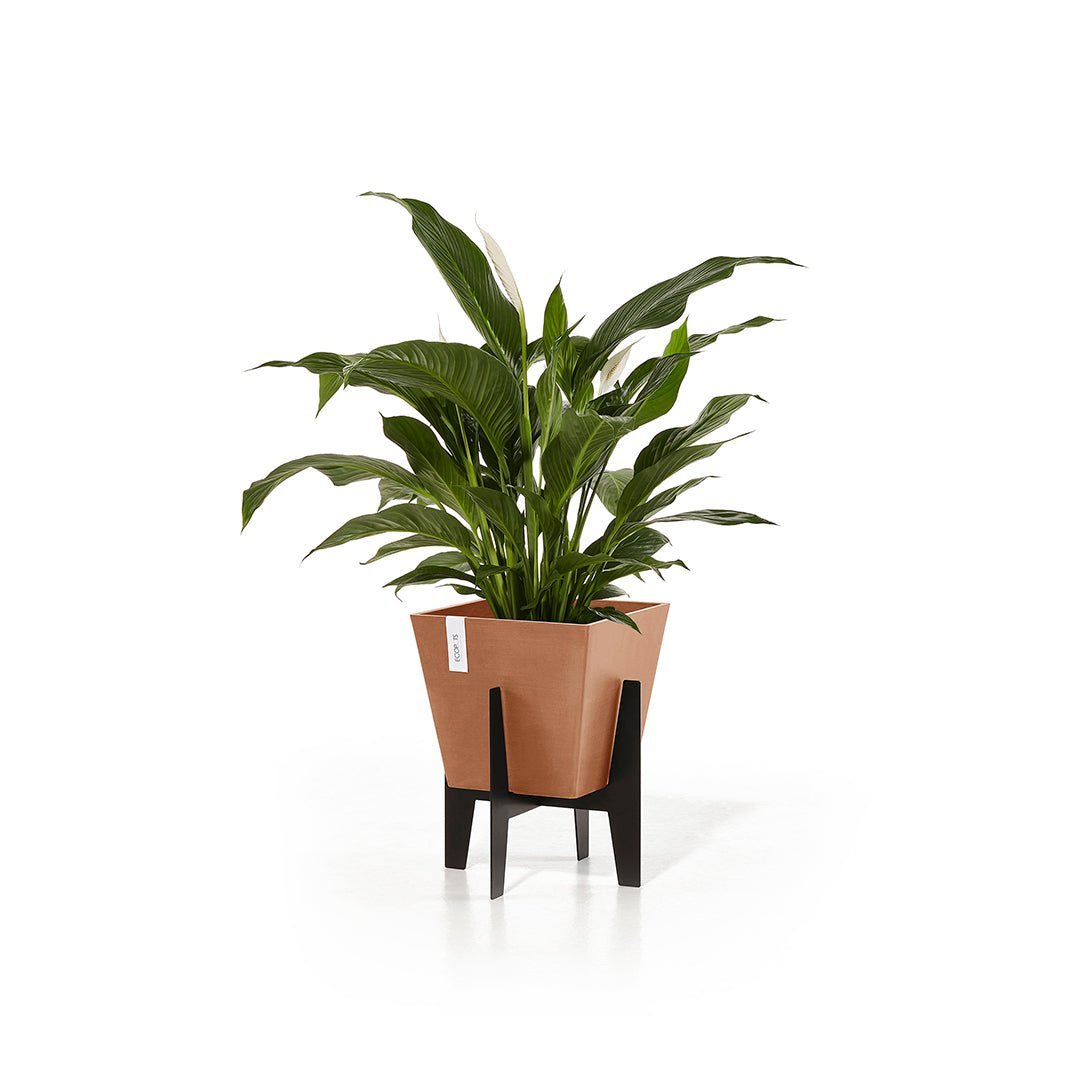 Kukkaruukku - Ecopots - Jalusta 30cm musta - Ecopotskauppa - Uuden aikakauden kukkaruukku