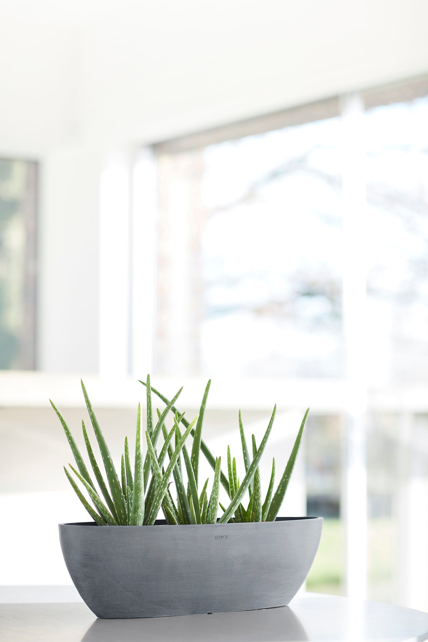 Kukkaruukku - Ecopots - Sofia pitkä 56cm siniharmaa - Ecopotskauppa - Uuden aikakauden kukkaruukku