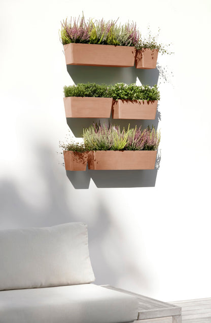 Kukkaruukku Manhattan seinälle 35cm terracotta – tunnelmakuva