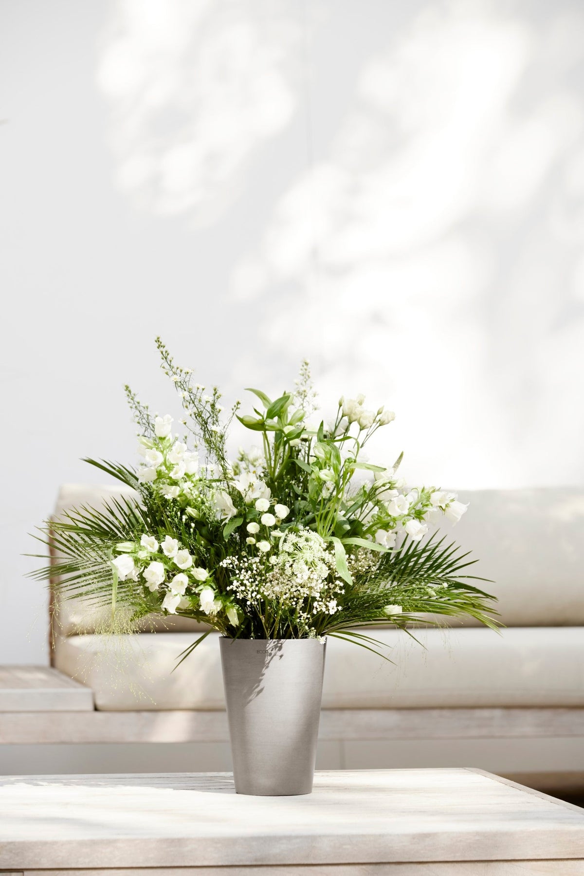 Kukkaruukku Pisa 14cm taupe – tunnelmakuva